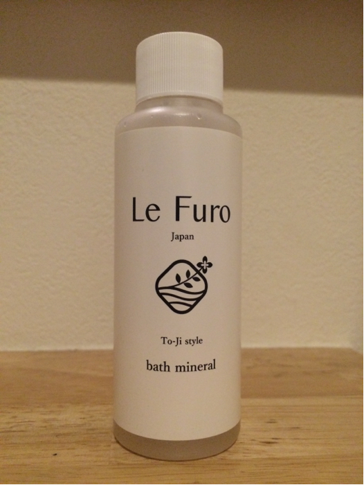 西麻布と鎌倉のミネラルサプリメントスパ「LeFuro」の入浴液、「ルフロバスミネラル」

36種類以上の天然ミネラルの温浴効果で身体の芯から温まります。
ミネラルでつるすべしっとり♪体温アップでデトックス